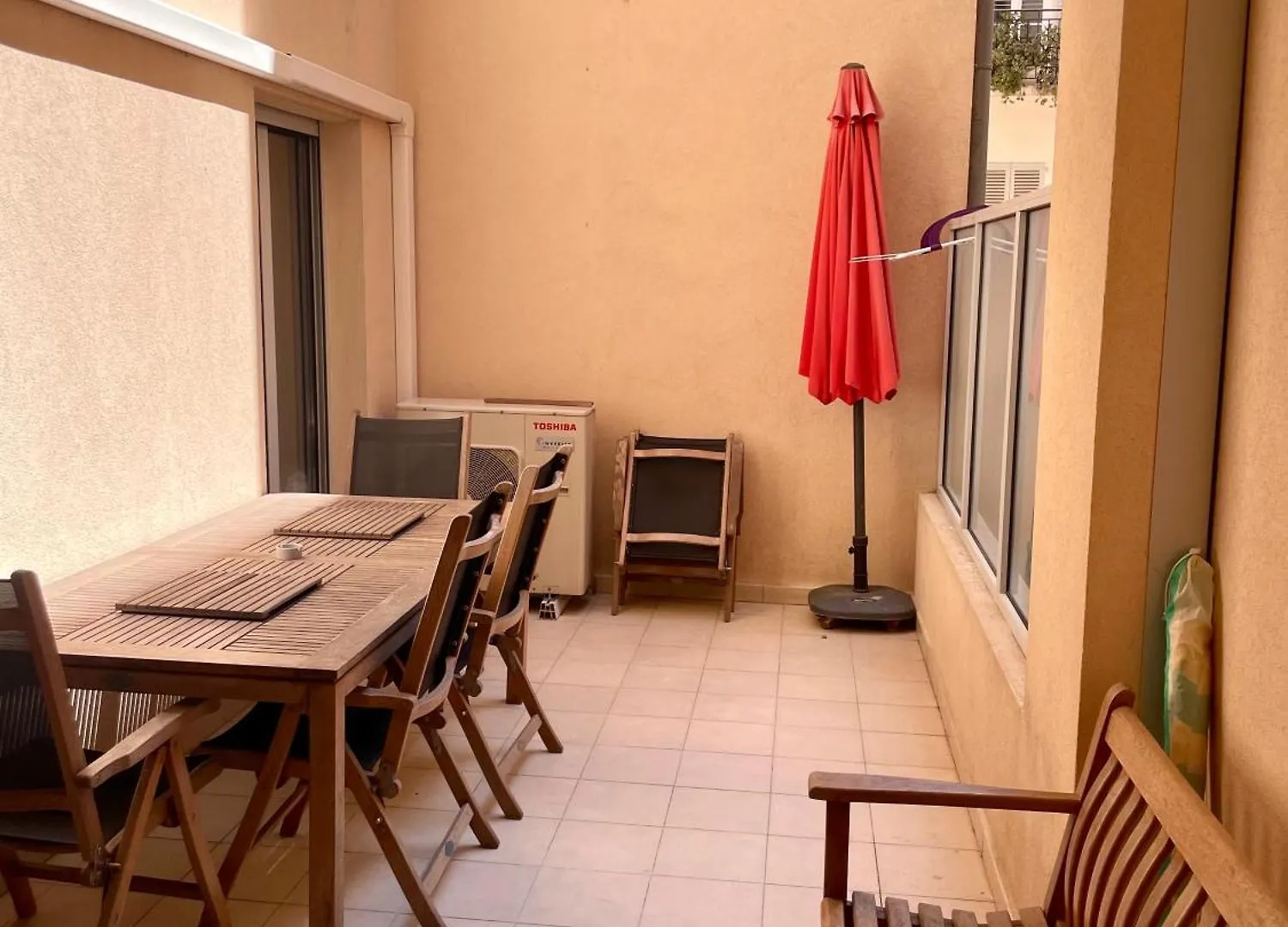 Jolie 3 Pieces Avec Terrasse Au Vieux Port, A 2 Pas Des Plages Et Du Palais. Cannes 0*,  Fransa